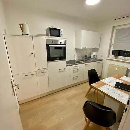 Stilvolle Ferienwohnung Mit Stellplatz Wlan Free Netflix Naehe Bahnhof Zwickau Buitenkant foto
